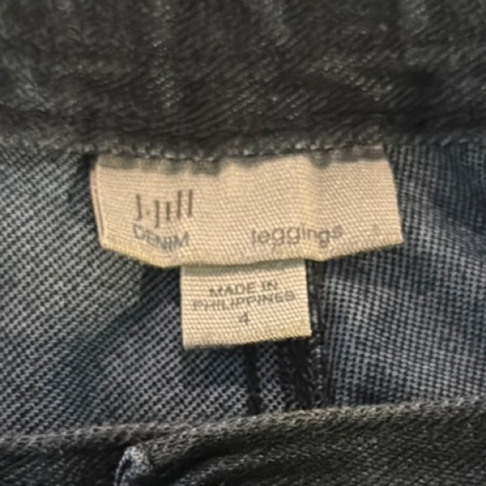 J.Jill Dark Blue straight leg Denim Jeans. 4 - Picture 2 of 5